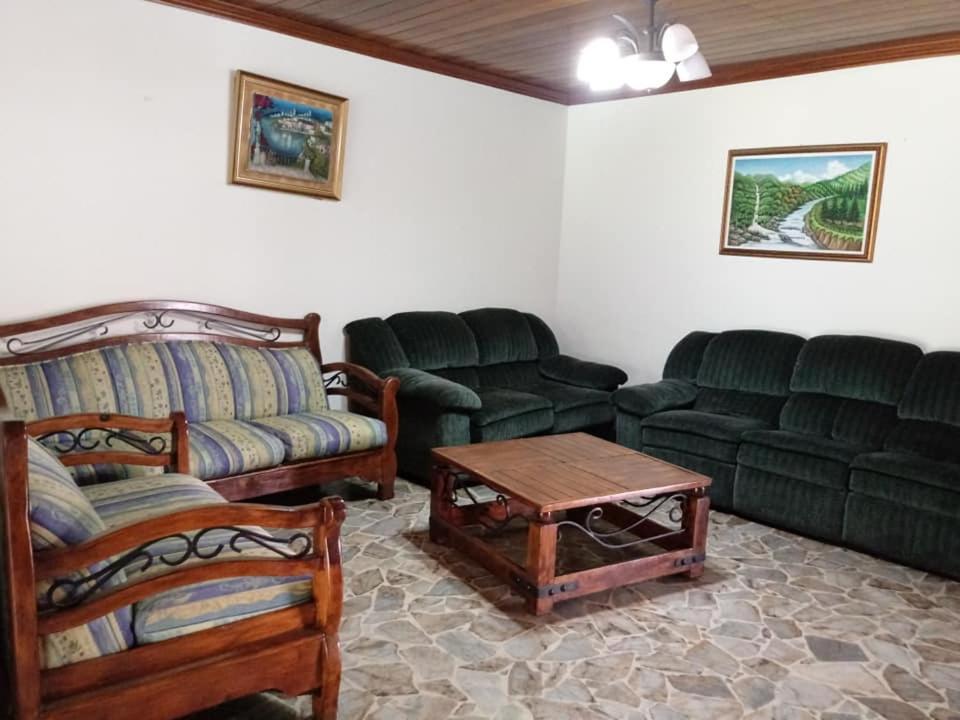 Hotel Alamo Internacional San Salvador Extérieur photo